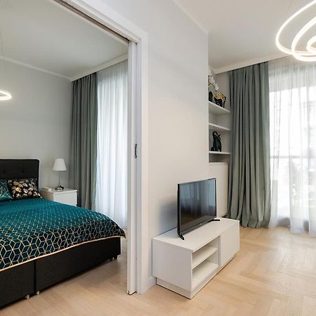 Wola Luxe Apartment Varsóvia Exterior foto